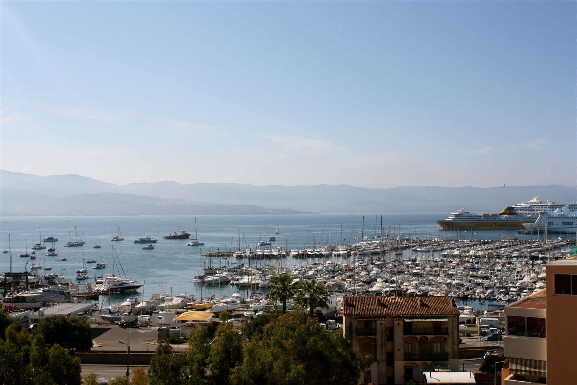 Hotel Castel Vecchio Ajaccio  Zewnętrze zdjęcie